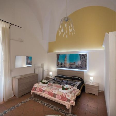 B&B Mamma Splendora Lecce Exteriör bild