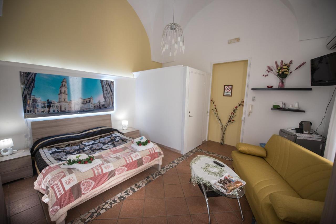 B&B Mamma Splendora Lecce Exteriör bild
