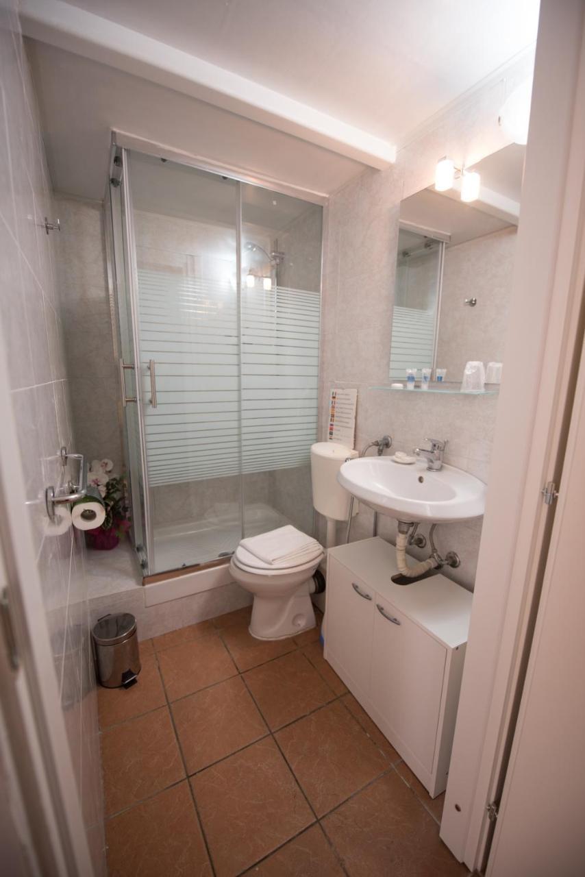 B&B Mamma Splendora Lecce Exteriör bild